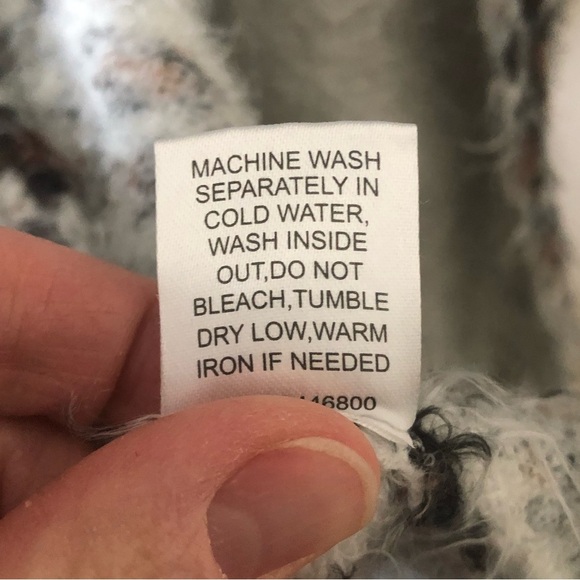 Show Me Your Mumu Easy Cardi Fuzzy Cheetah - Size XS - Picture 6 of 6